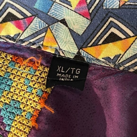 Like New Robert Graham L/S Casual Dress Shirt w/Colorful Vertical Stripes Sz XL - Picture 13 of 14